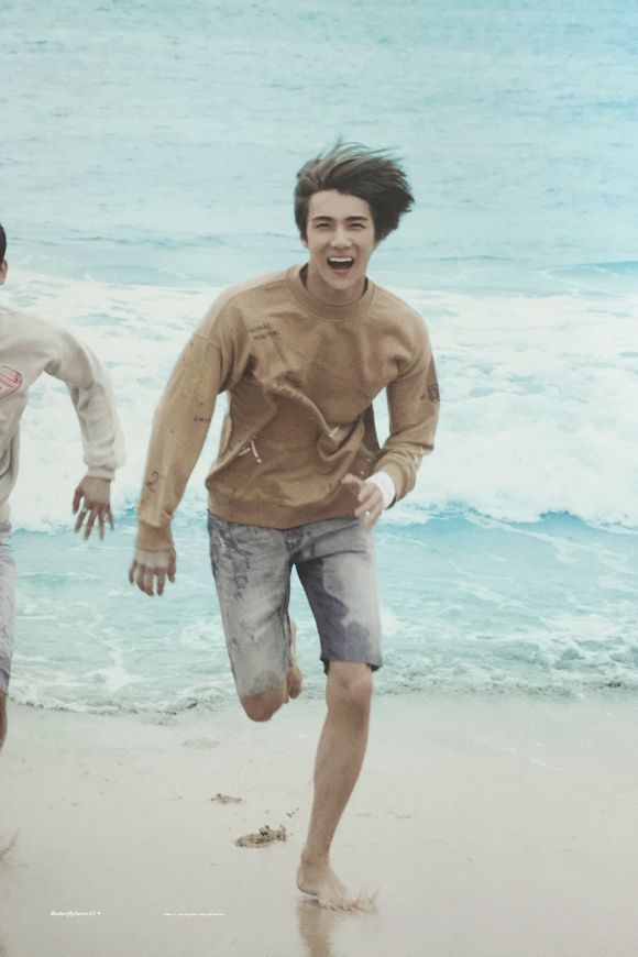 184的身高,以及太平洋宽肩,吴世勋想不帅都难