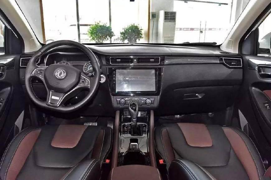 这才是二胎家庭的首选SUV！两年卖30万辆性能不输H6，仅7.98万