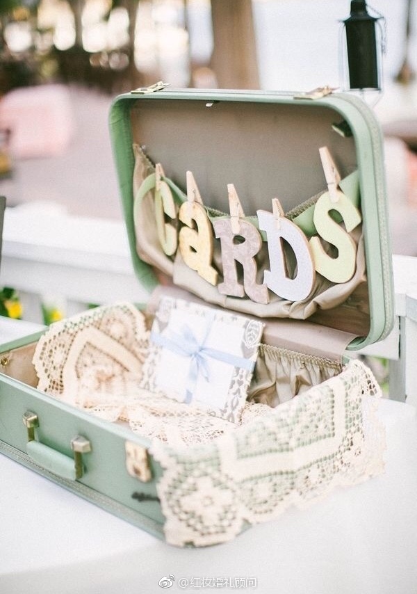 从名字,到RGB值,都带来丝丝清新感,最适合春夏