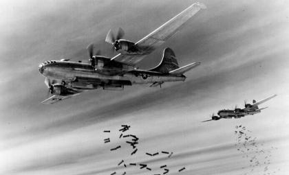 二战最致命的乌龙事件,美军轰炸机炸死自己的方面军司令
