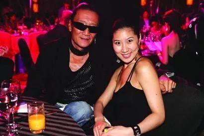 42年前, 谢贤恳求发妻不要离婚, 原来狄波拉和coco都有她的影子!