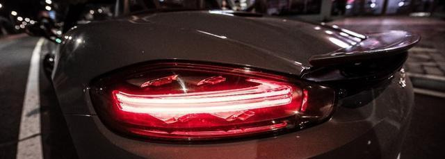 一个字快 入手保时捷718 Boxster S