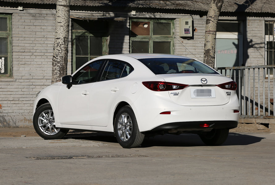 轩逸1.6XV尊享版PK昂克赛拉1.5自动舒适型,家