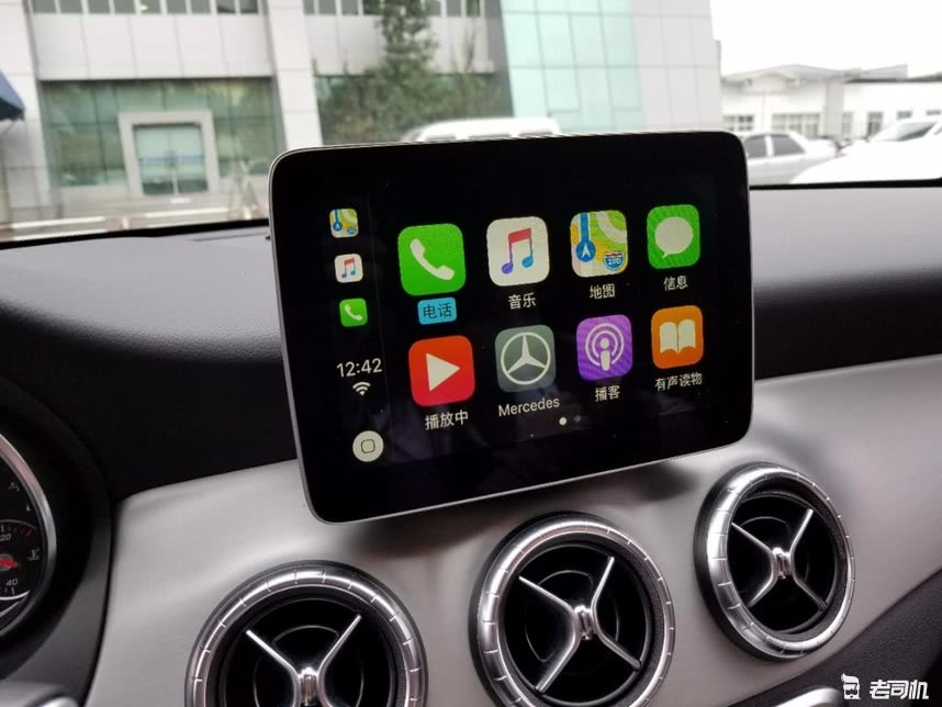 的奔驰竟比50万的保时捷还拉风?这颜值宝马奥