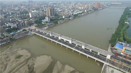 西昌gdp_GDP突破600亿元!西昌经济总量再上新台阶(2)