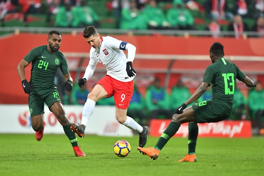 国际足联排名一度高达第6位波兰出局,国际足联