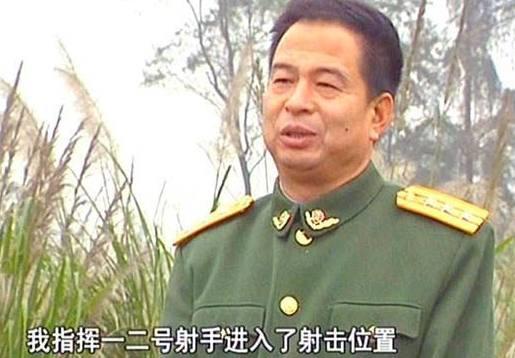 此人曾是一位侦察兵,复员后却组建黑帮,后出动