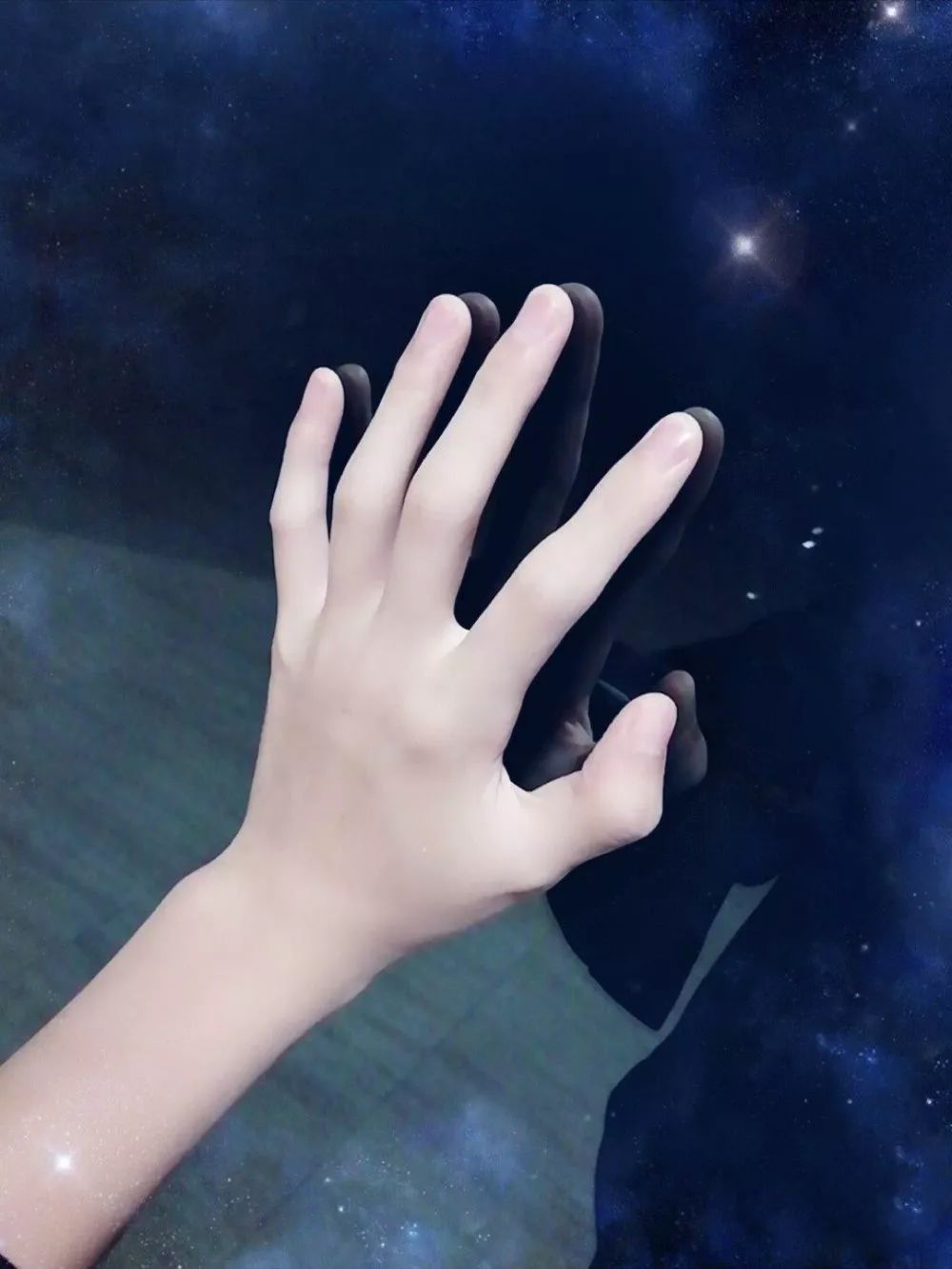 心理测试:哪一只手会抓住幸福,测什么类型的恋人能够给你幸福