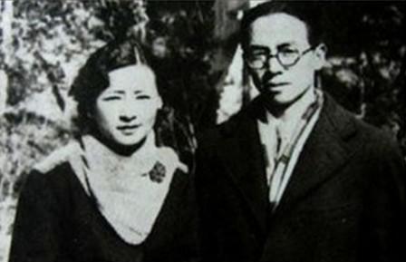 林徽音挂在床头的飞机残骸是徐志摩的吗? 不是