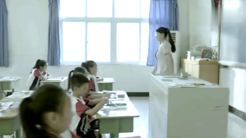 一些零零后小学生的奇葩才艺展示,我想给他们告老师!_新浪视频