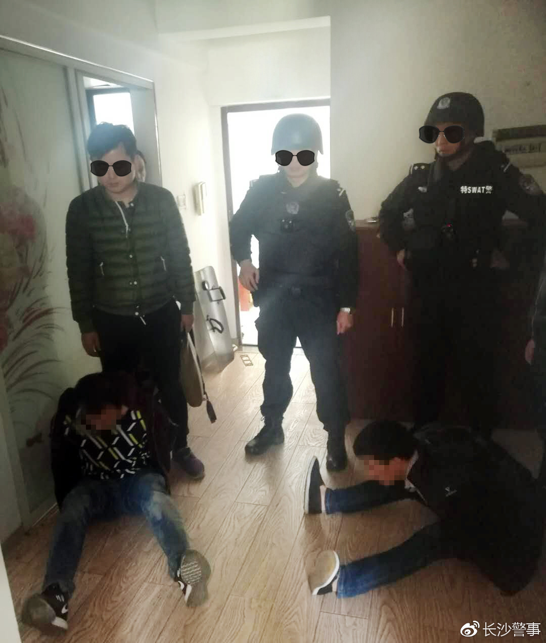 长沙警方强力推进扫黑除恶专项斗争 近期连续