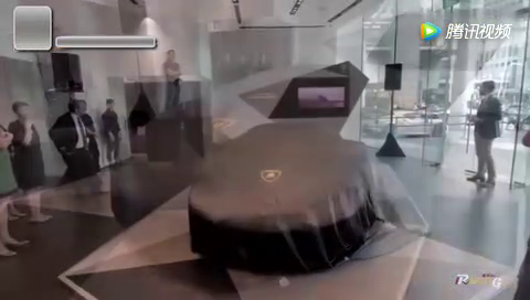 价值900万的超级跑车究竟有多霸气，拉开遮车布后惊艳众人