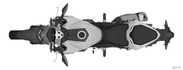 豪爵铃木全新300cc排量街车终于要来了!