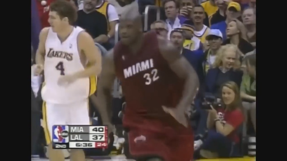 【科比vs奥尼尔04年圣诞大战对决】跑车撞城墙!