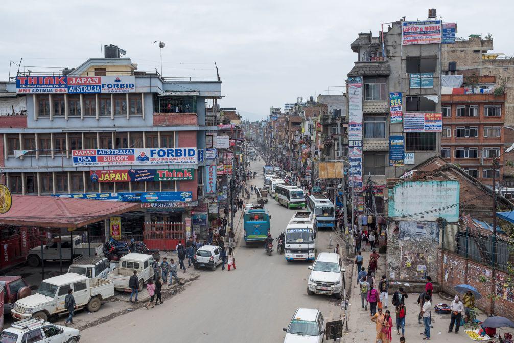 摄影实拍尼泊尔首都:比不上中国的一个县城,到处都是脏乱差