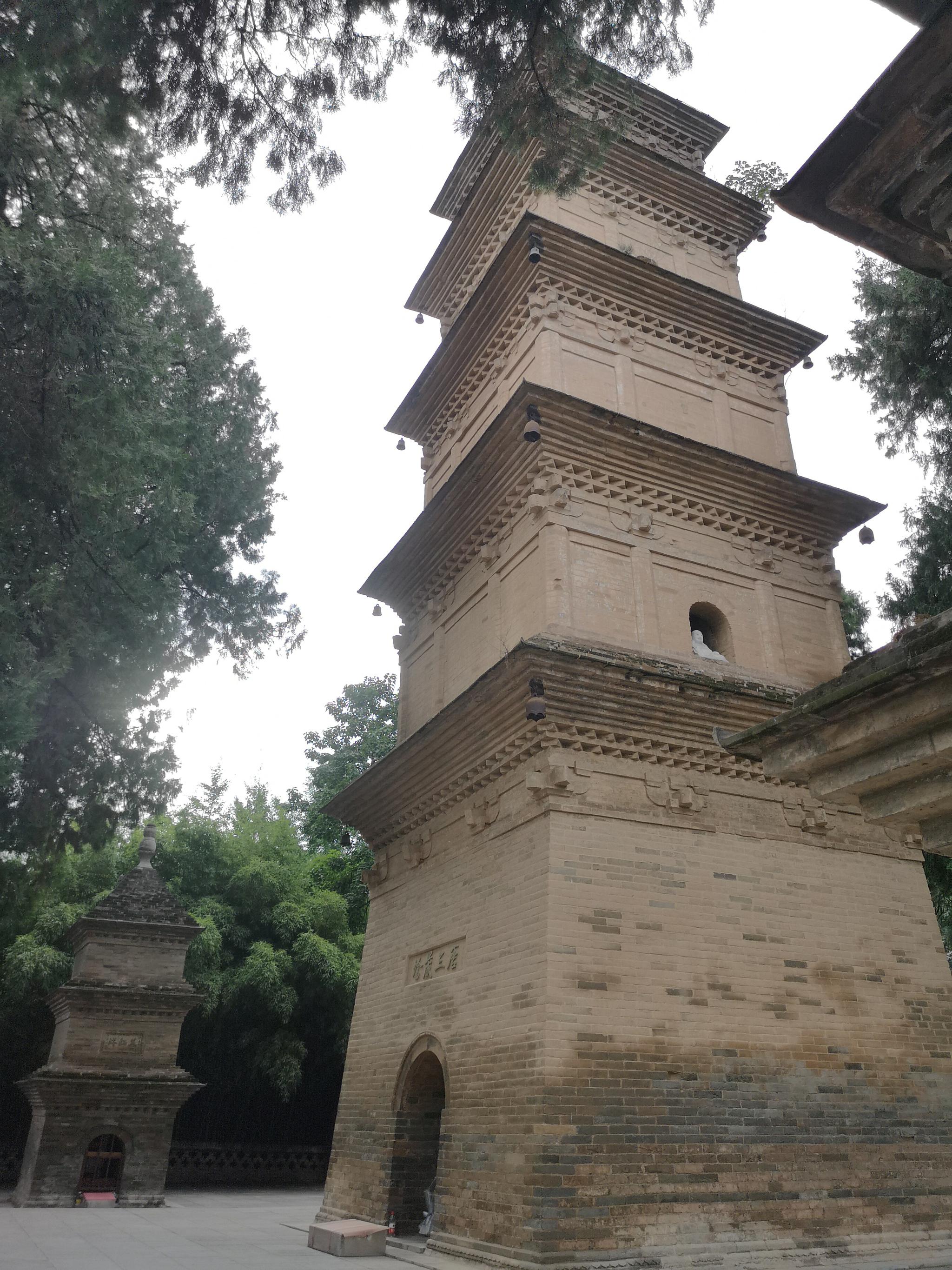 西安兴教寺玄奘塔玄奘法师长眠处