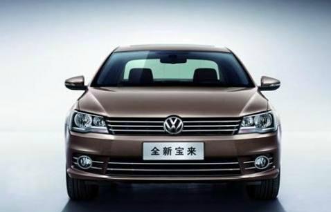 新款大众宝来来配备车身稳定控制系统，整体设计看着十分的舒适