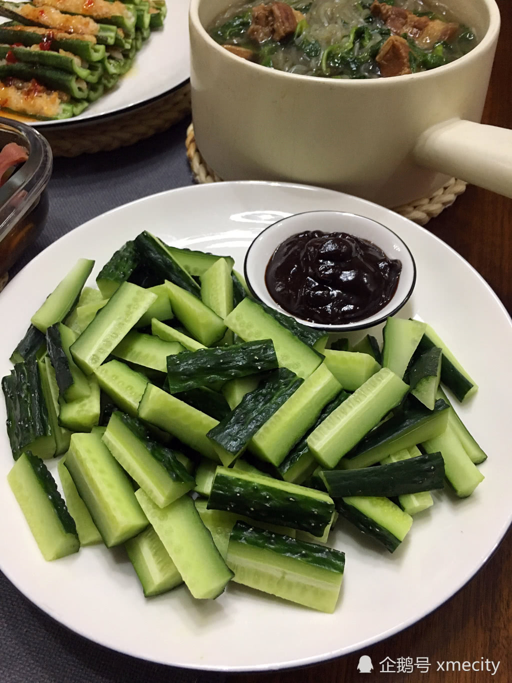鸡毛鸽子蒸木耳,秋葵酿虾,火腿蘸酱,蚊子菜黄瓜汤粉丝把腿上咬了好多疤怎么去掉图片