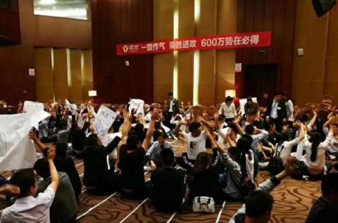 电动车领导品牌雅迪90天狂销105万辆！内行经销商带你看门道