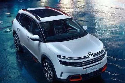 这里有“15-20万法系三厢车“的最新资讯请不要错过