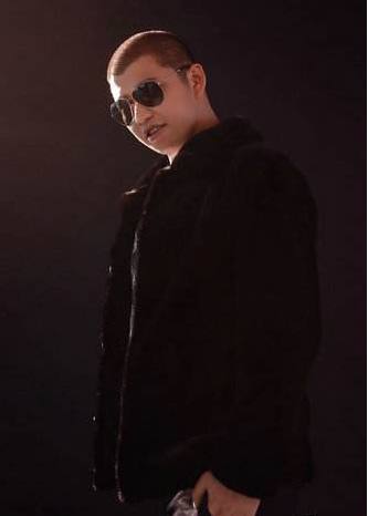 这些网红毫无才艺为何能火,是靠炒作成名,还是