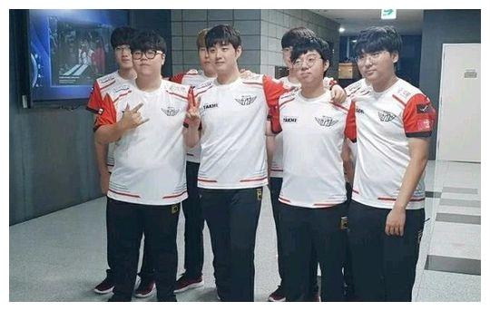 SKT错过了季后赛,而faker成为许多人的目的。