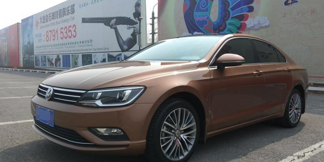 轿跑气息十足的大众凌渡, 操控好, 油耗低, 但性价比不高