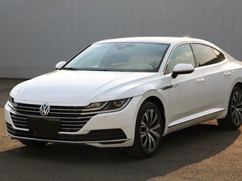 国产新一代大众CC实车现身，颜值不输奥迪，换个车标能多卖20万