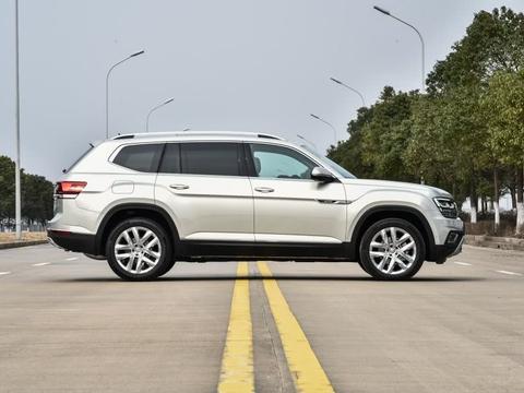 买不起路虎揽胜就买它，31万起的豪华大7座，比奥迪Q7厚道！