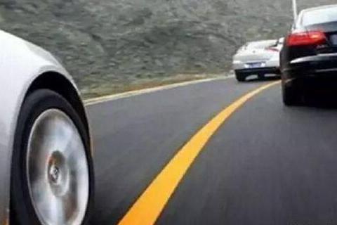 时速120英里撞上混凝土墙，看到结果后您还敢超速吗