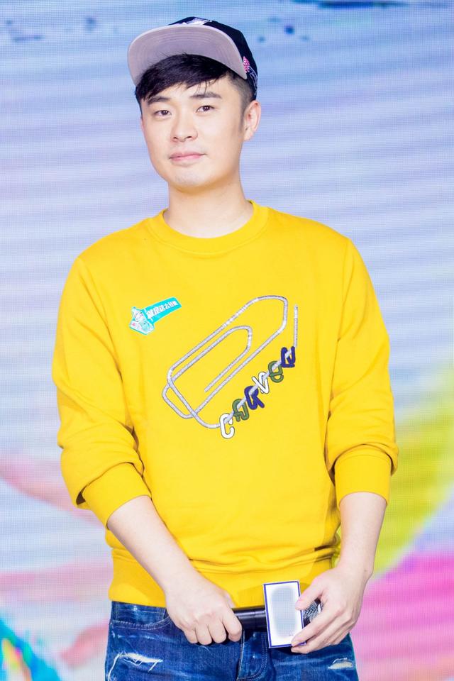 奔跑吧播出,跑男团全英文演讲!郑恺艳压全场,邓