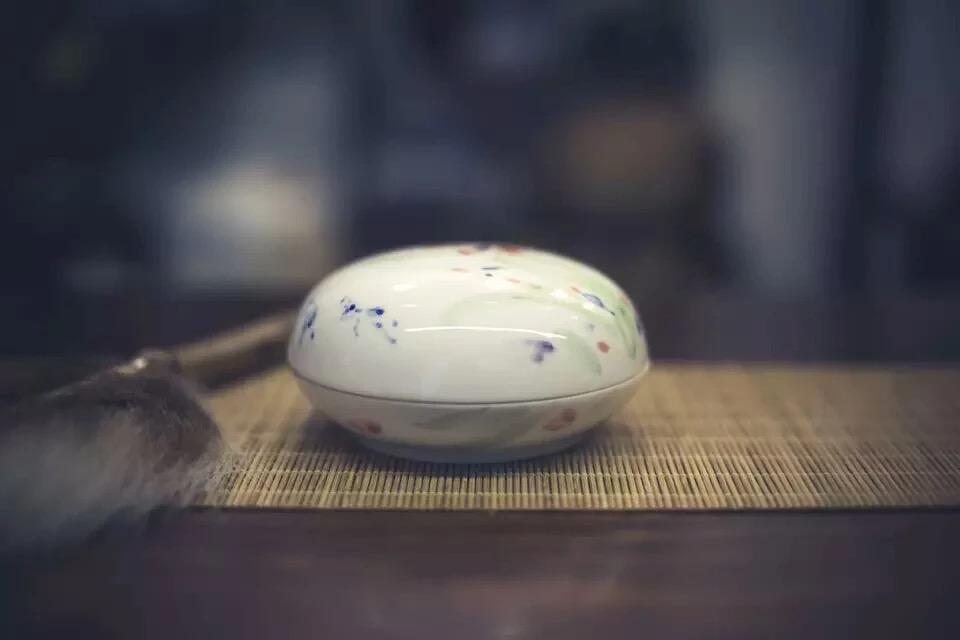 李白的一句诗道尽世间冷漠： 我本不弃世，世人自弃我