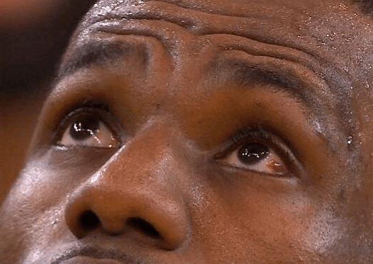 总决赛格林弄伤詹姆斯眼睛事情在发酵, 詹姆斯