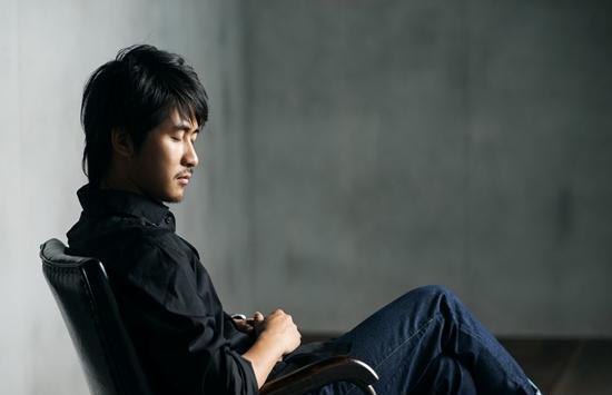 老梁怒骂郭敬明: 不管赚多少钱, 跟韩寒也不在一个档次!