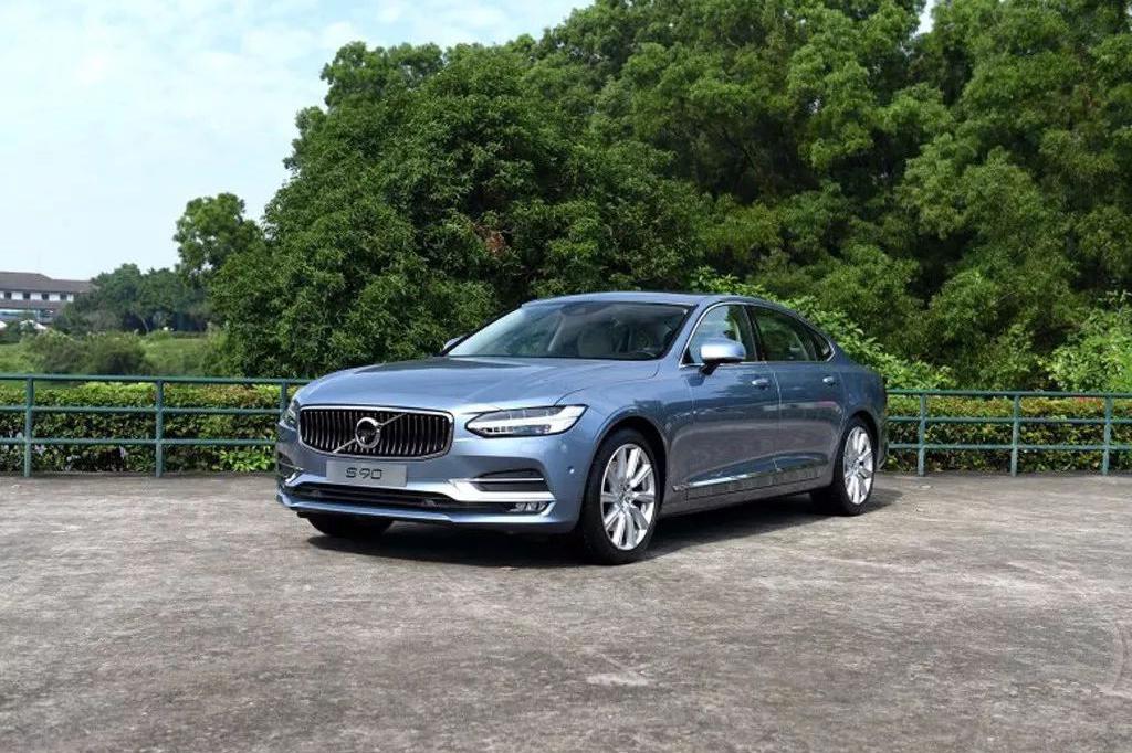 有问有答｜40万落地的轿车，除了BBA还能买哪些？