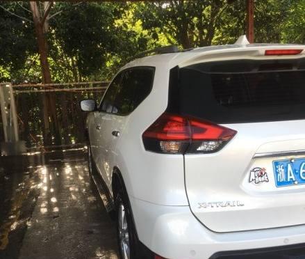 老朋友推荐我买高尔夫，我却自信买这车，试驾完感觉很不错！