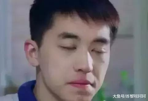 不缺钱不缺资源, 为什么明星还容易整成网红脸?