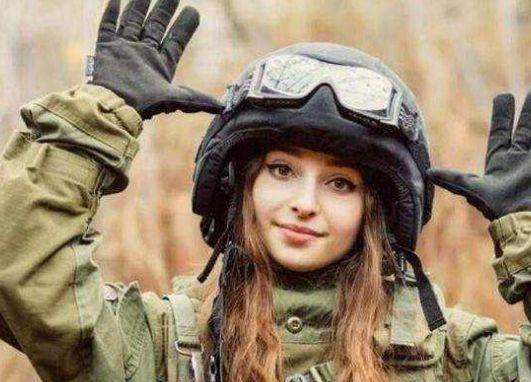 为什么俄罗斯女兵退役之后没人要? 说出其中原因后大家都笑了!