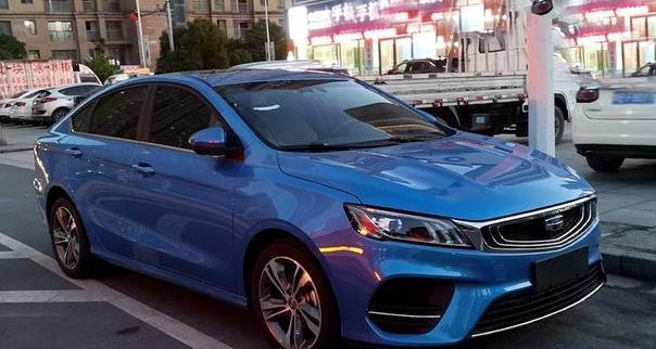 吉利又一全新轿车实车曝光，比帝豪还要漂亮，若只卖8万不火都难