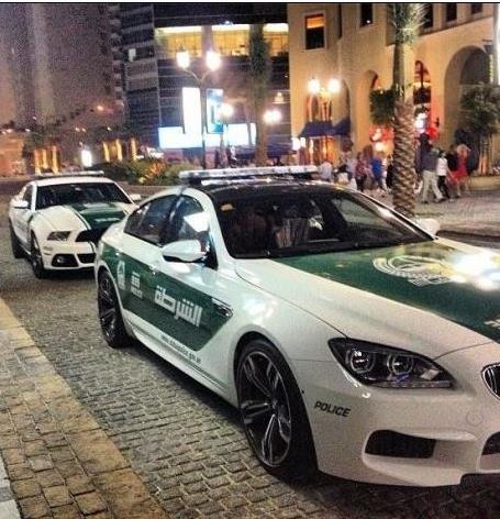 世界五大警车排行榜,迪拜警车未上榜?布加迪Chiron仅排第三?