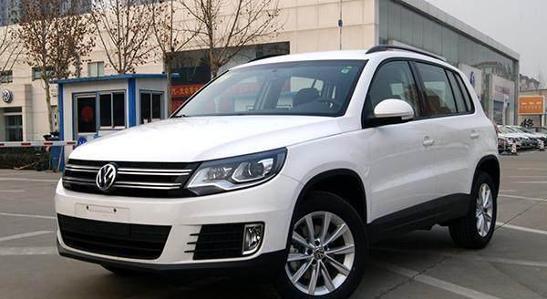 全系配置全景天窗还带1.8T发动机, 21万还买啥普拉多?