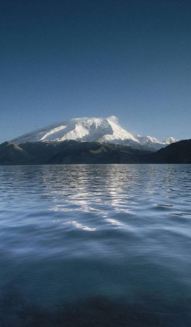 奇妙山水风景壁纸 无水印 是否幻想一个人面对大自然 大自然 壁纸 山山水水 新浪新闻