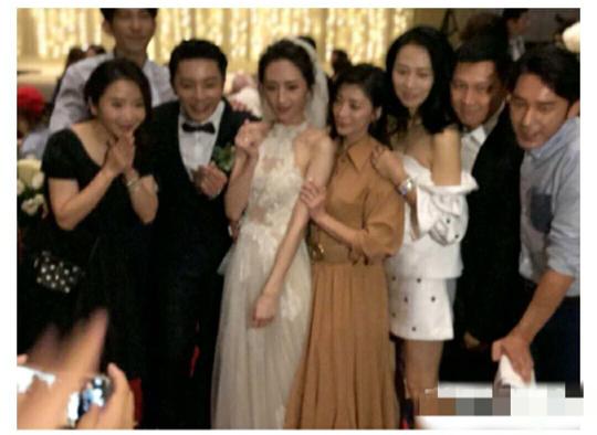 坤达与柯佳嬿结婚，欧弟女儿当花童，贾静雯赵又廷盛装出席