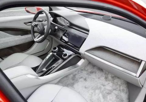 30 万买高端大气的中型 SUV！这三款安全性极高