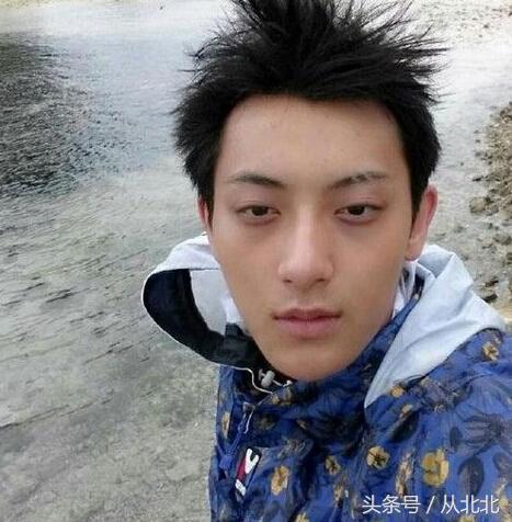 26位一线明星学历调查,赵丽颖不是最低,她只有