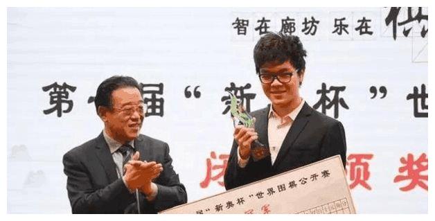 世界围棋排名第一的柯洁,2017年赢得了多少奖