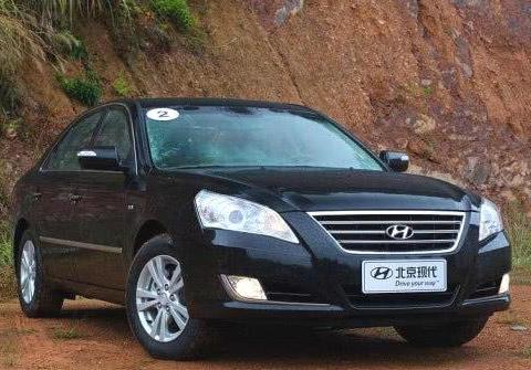 现在中国的汽车市场越来越火爆，现在汽车市场就火爆的就是suv