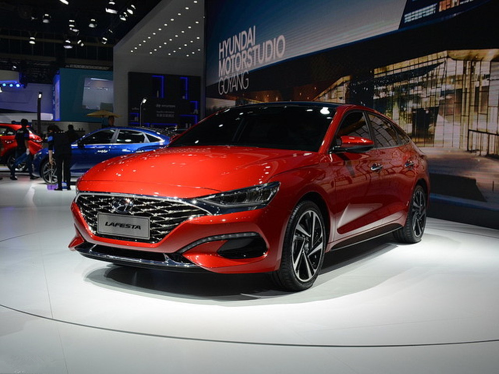 轿跑型豪车售12万，圆年轻人轿跑梦