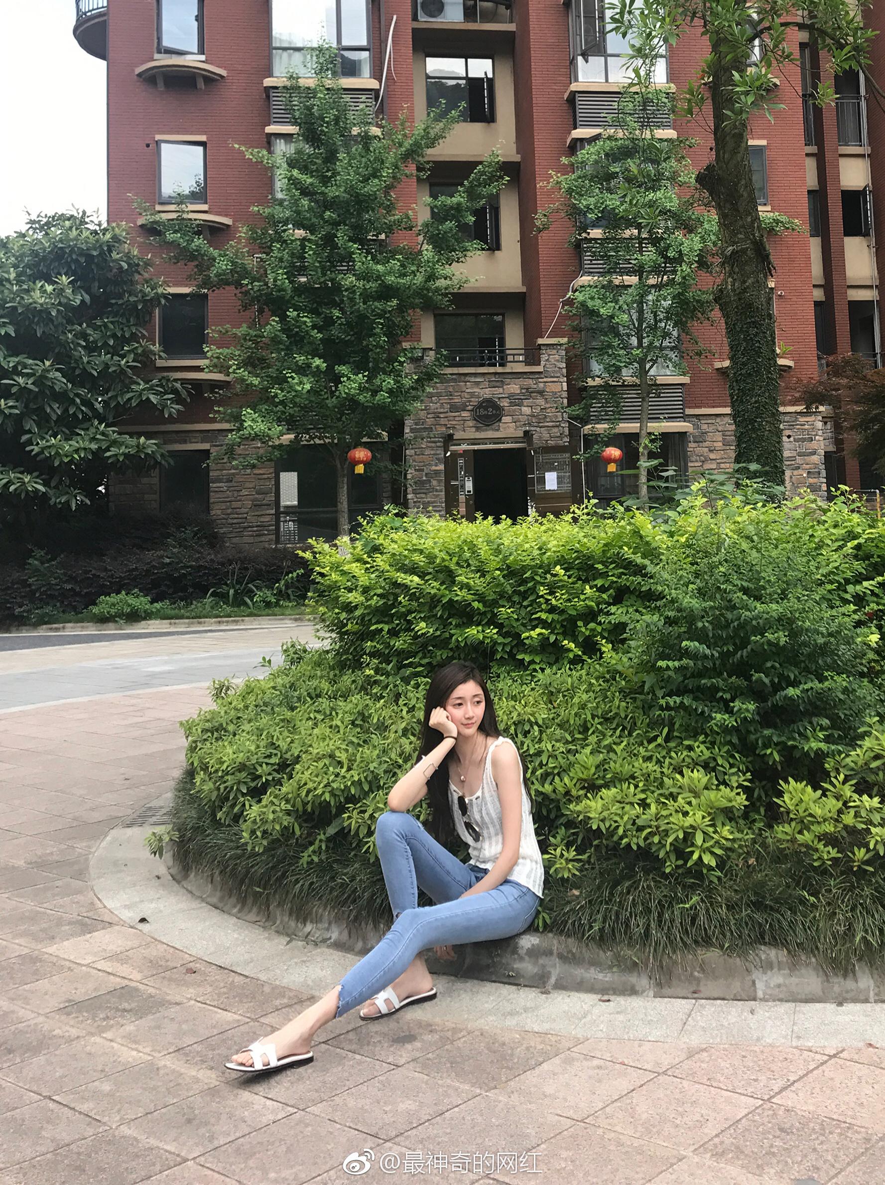 来一位大长腿的小仙女.毕业于北京联合大学,空