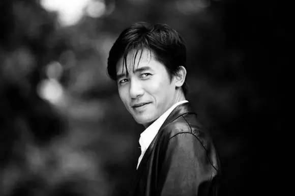 梁朝伟年轻帅照图片